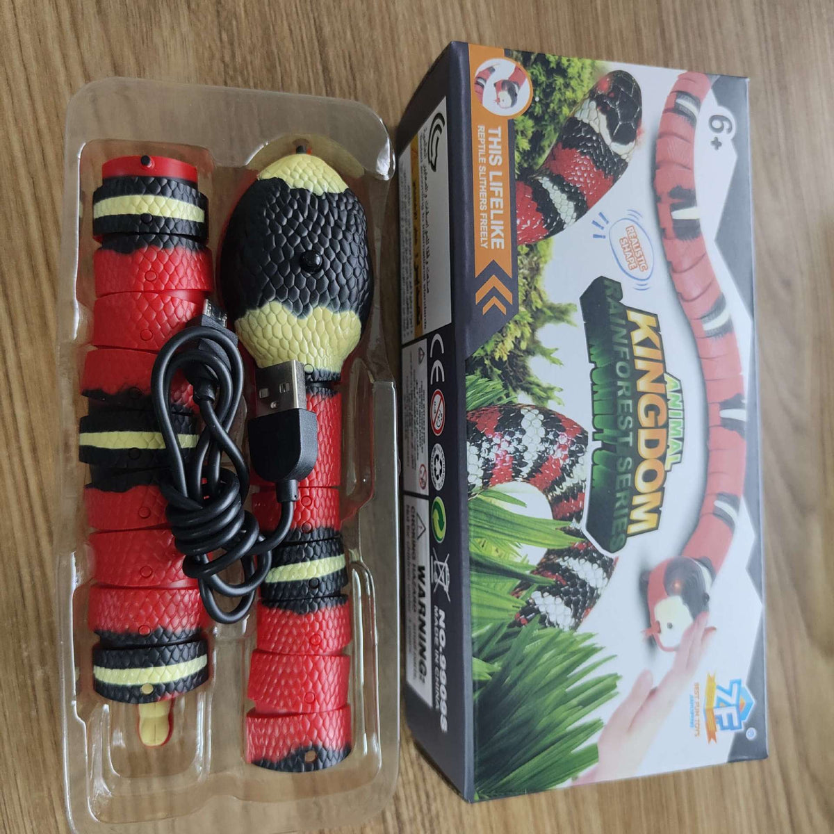 Brinquedo de cobra com sensor inteligente para gatos