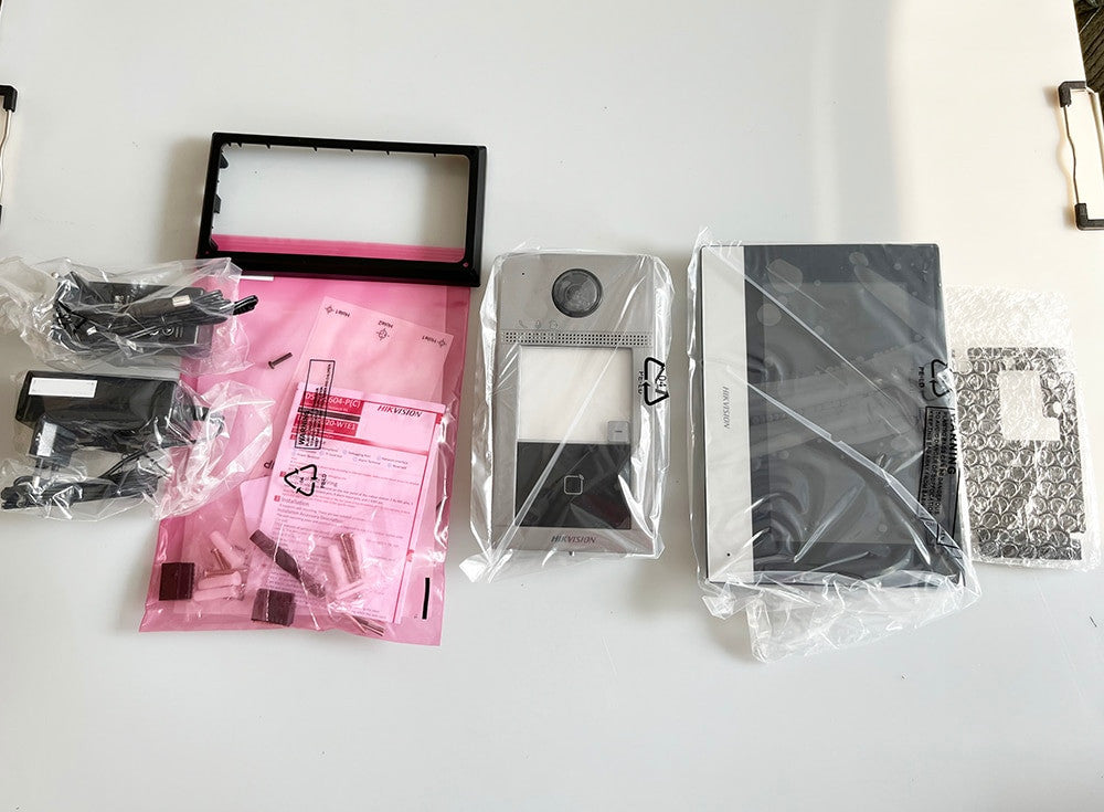 Hikvision Wi-Fi IP video intercom kit with 7-inch colour screen